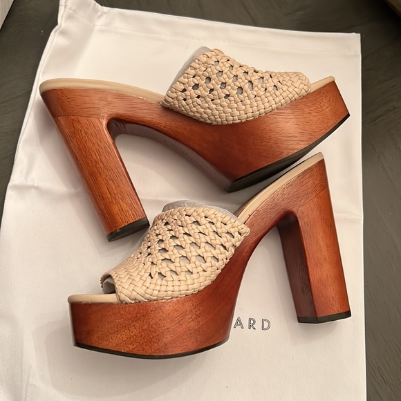 VERONICA BEARD GUADALUPE CLOG SANDAL - Picture 9 of 16